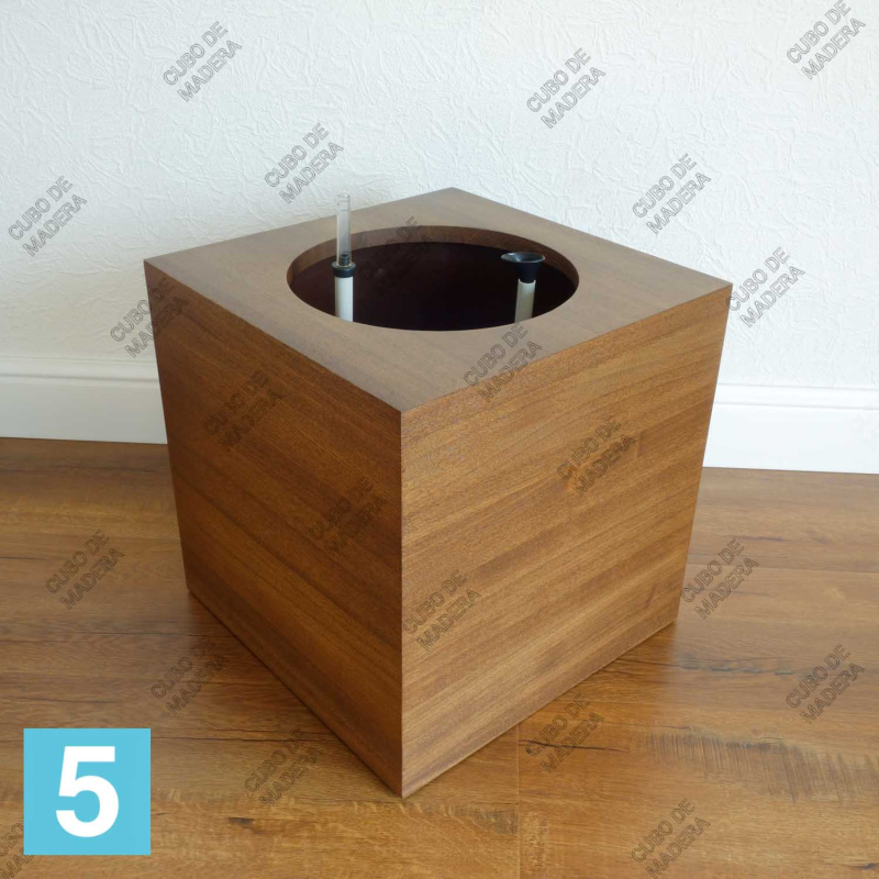 Кашпо КУБО ДЕ МАДЕРА - Мар 40-l, 40-w, 40-h, коричневое